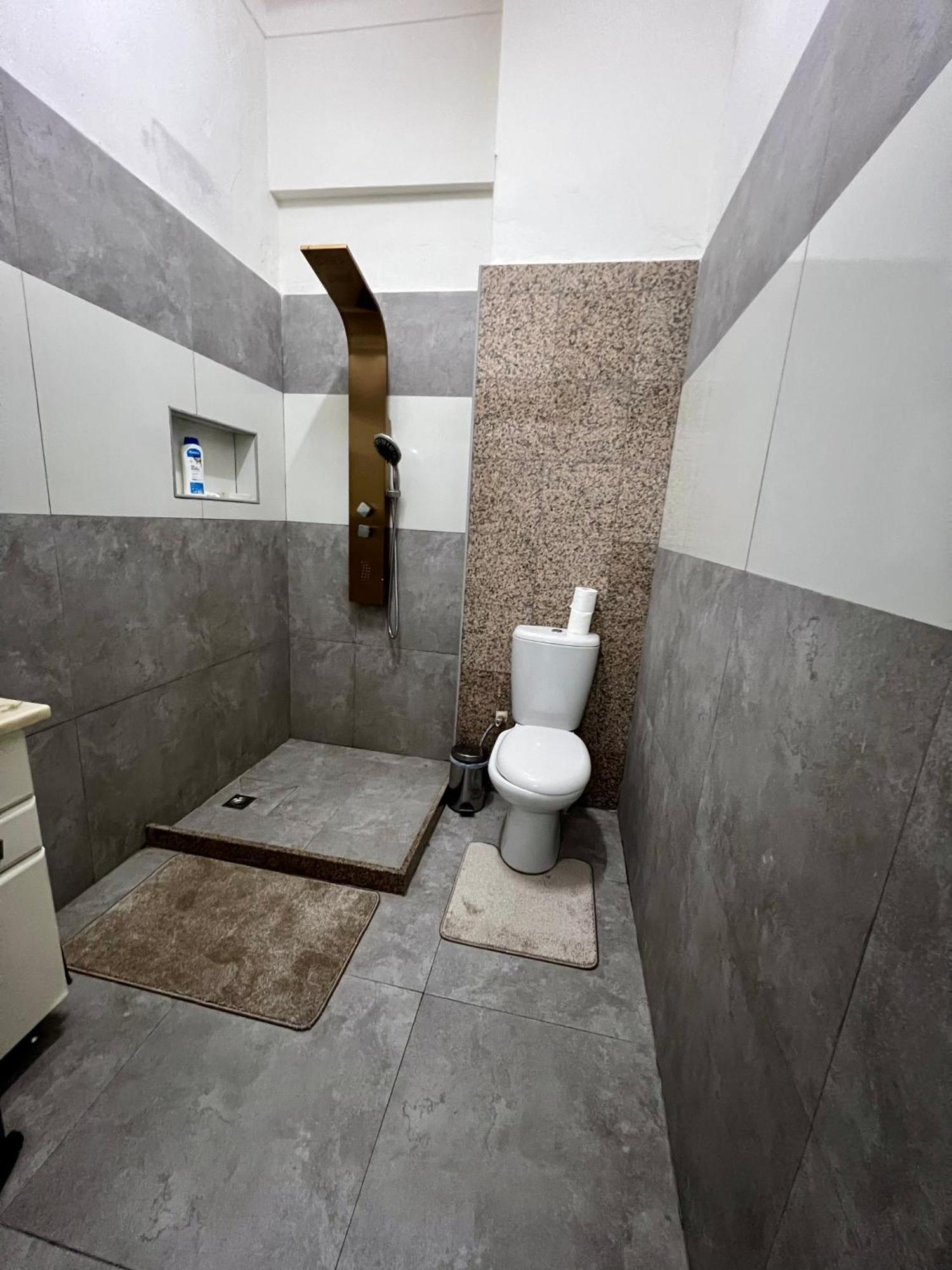 Apartamento Apartamento África T2 em Zona Comercial de Luanda Exterior foto